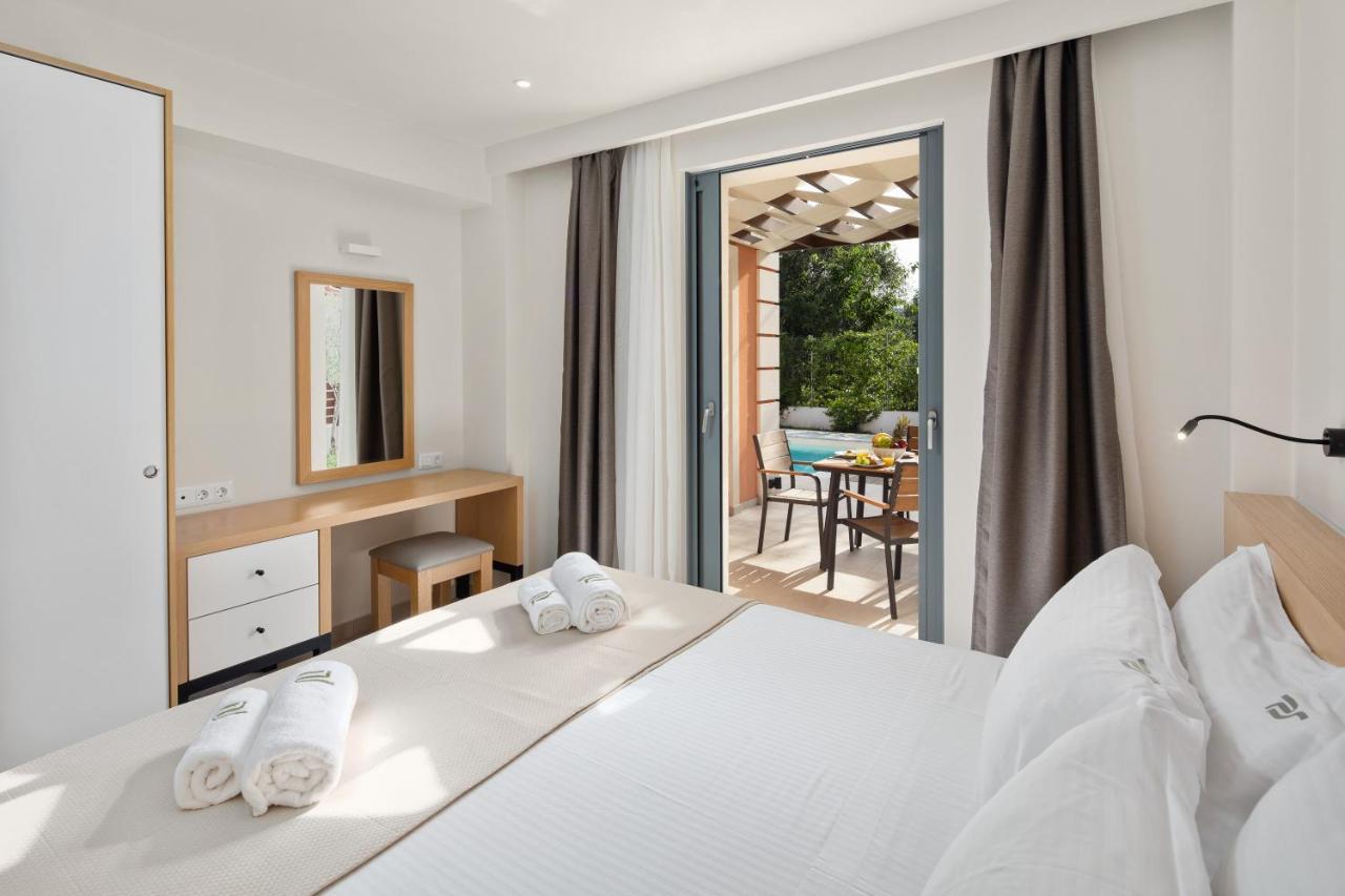 Perithia Suites Екстер'єр фото