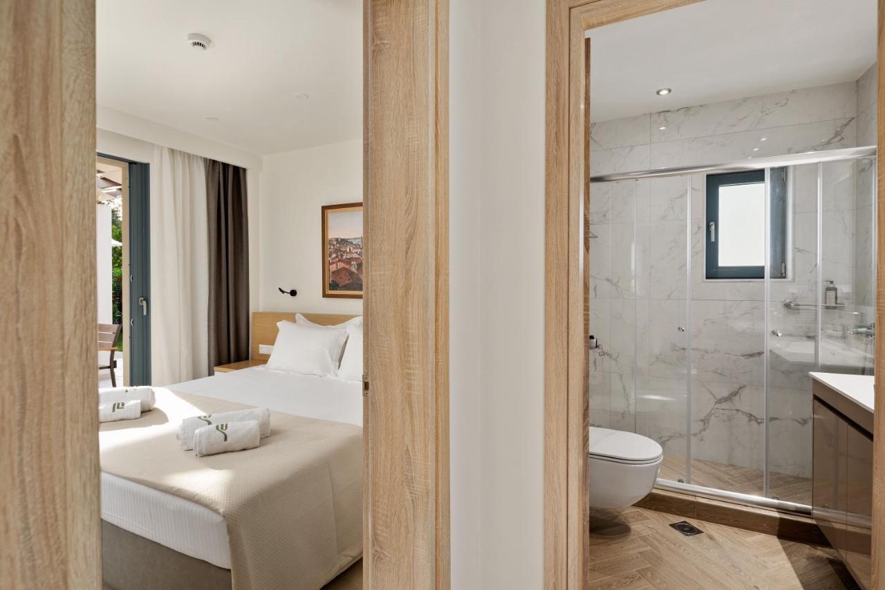 Perithia Suites Екстер'єр фото